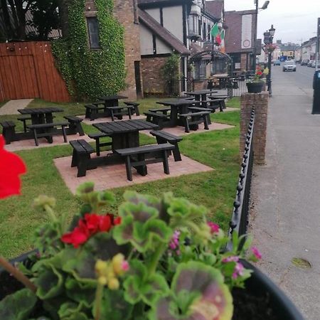 Ivy Tower Hotel Castlebar Eksteriør billede