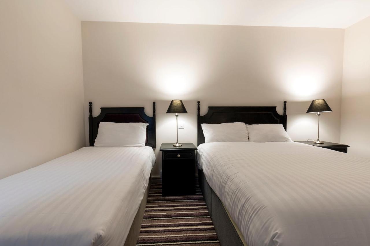 Ivy Tower Hotel Castlebar Eksteriør billede